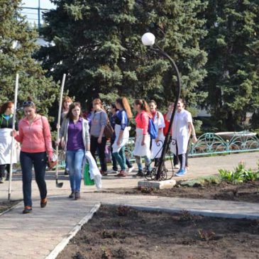 Людина починається з добра